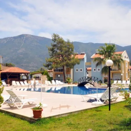 Apartment Deska Hisar Garden